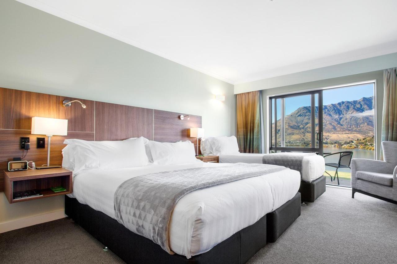 Holiday Inn Queenstown Frankton Road, an IHG Hotel Buitenkant foto