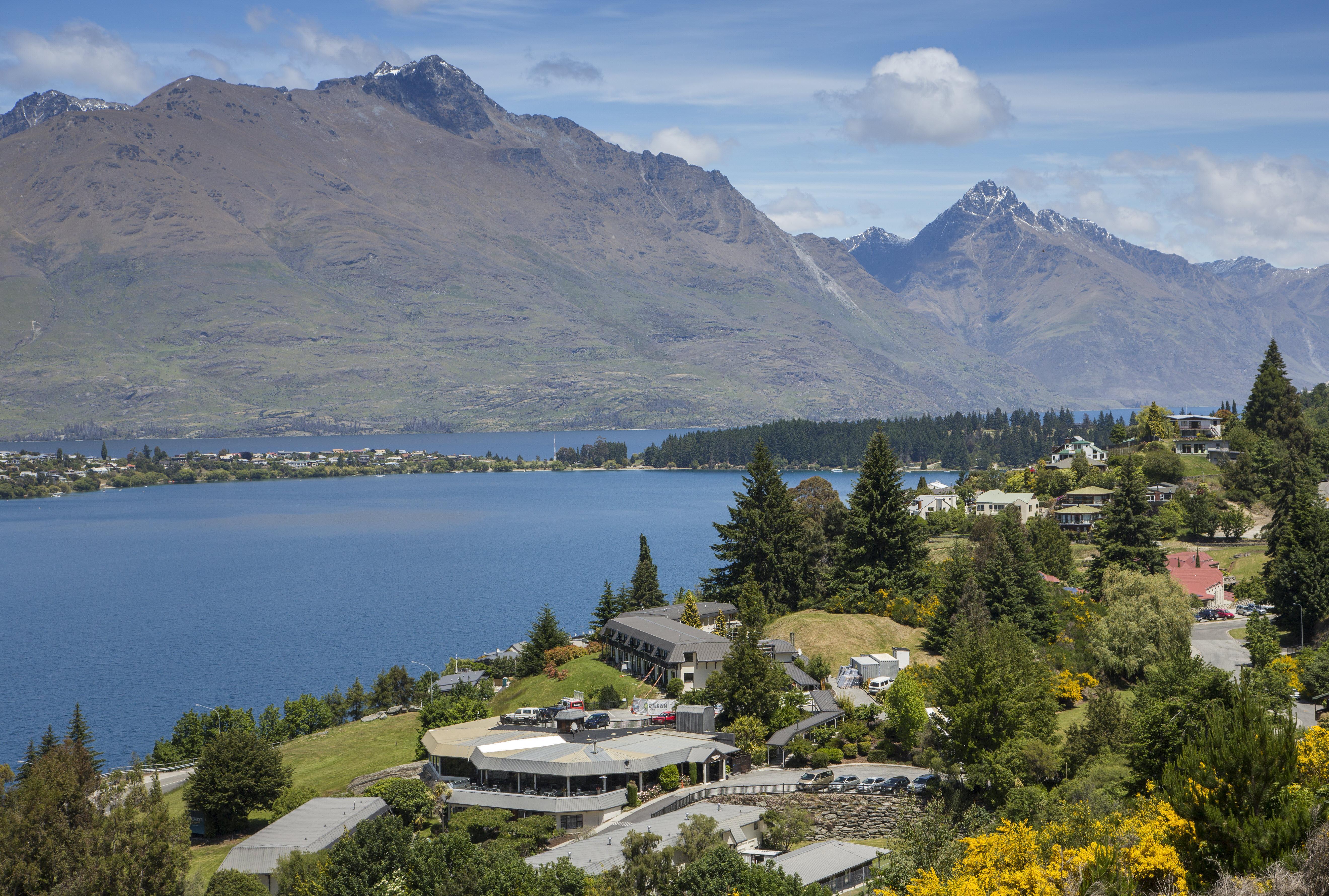 Holiday Inn Queenstown Frankton Road, an IHG Hotel Buitenkant foto