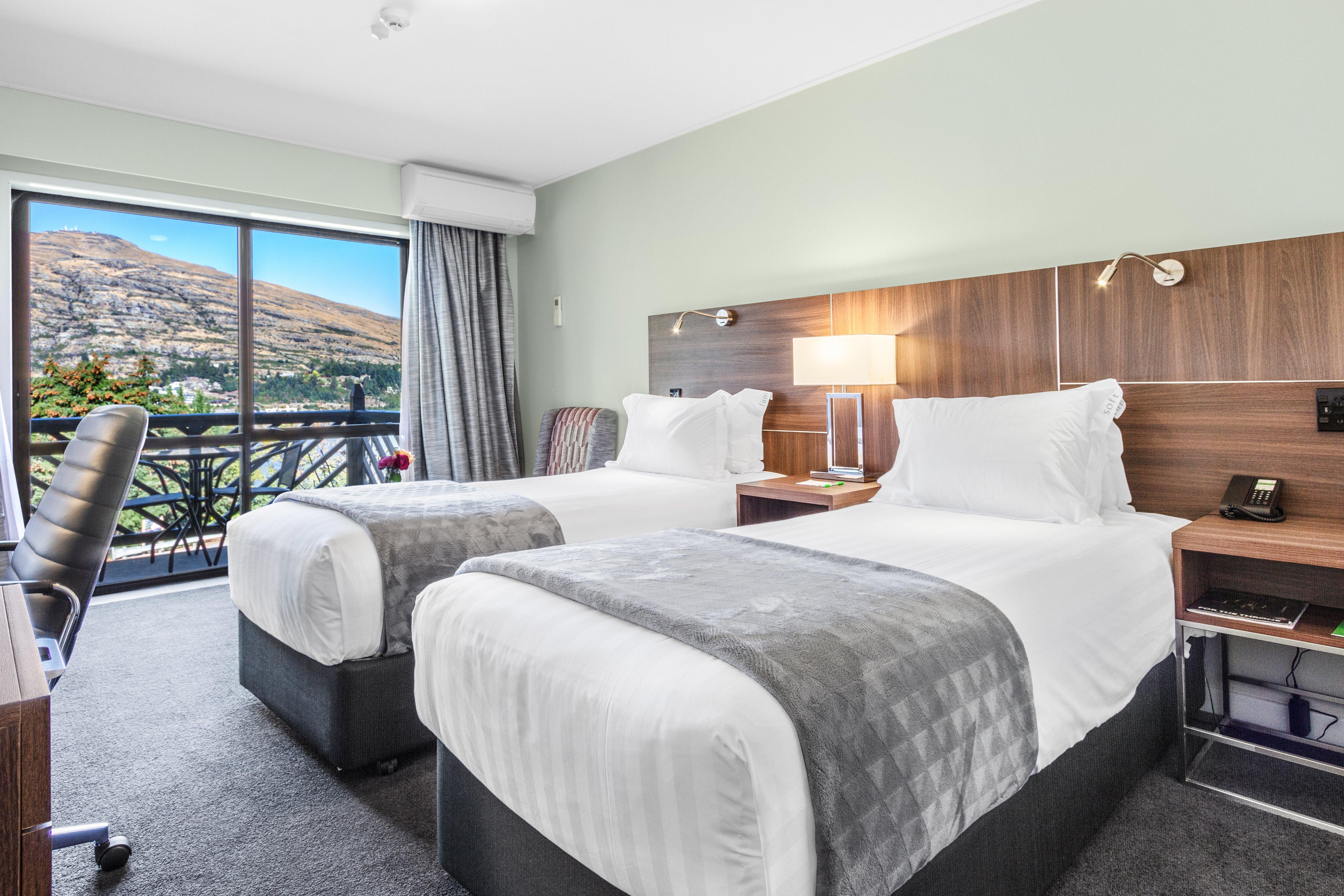 Holiday Inn Queenstown Frankton Road, an IHG Hotel Buitenkant foto